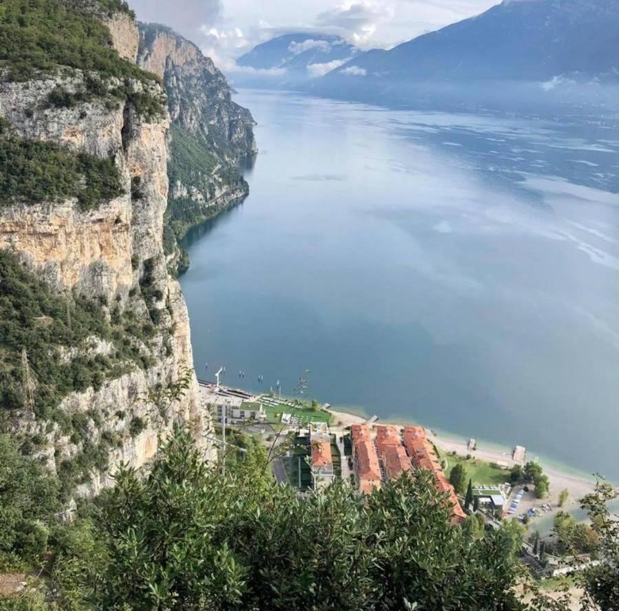 Antica Campione Rooms & Hostel Campione del Garda Luaran gambar
