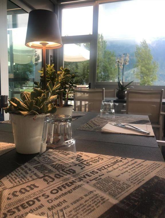 Antica Campione Rooms & Hostel Campione del Garda Luaran gambar