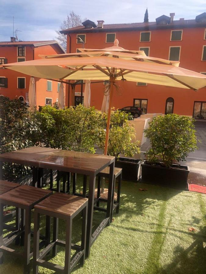 Antica Campione Rooms & Hostel Campione del Garda Luaran gambar